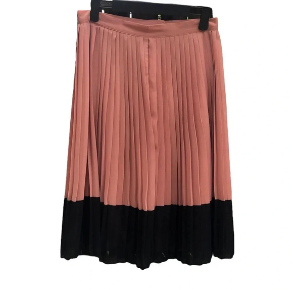 FOREVER 21 COLOR BLOCK PLEATED MIDI SKIRT - Picture 1 of 4